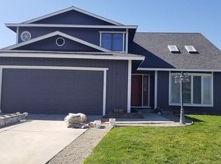 326 Woodside Ct, Dayton, NV