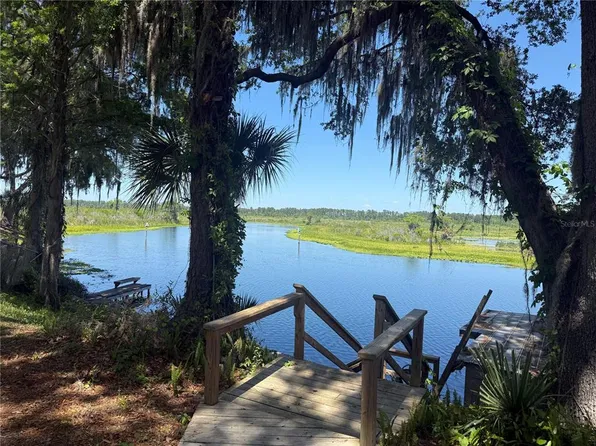 5239 W Riverbend Rd, Dunnellon, FL 34433
