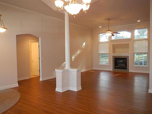 2nd image of 4102 Beach Pointe Dr