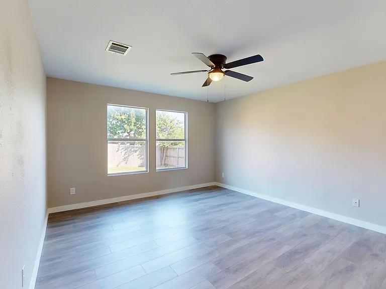 145 S Willow Way — Photo 28
