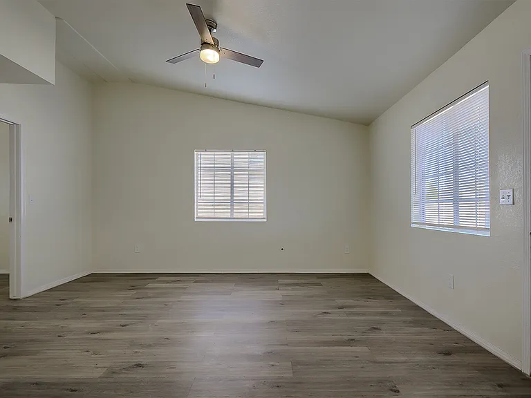 825 Liston Pl #1 — Photo 5