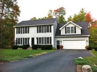 22 Overledge Dr, Derry, NH 03038