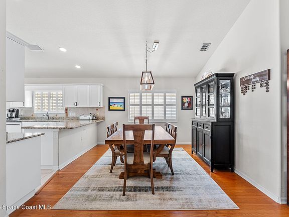 4th image of 1690 Lago Mar Dr