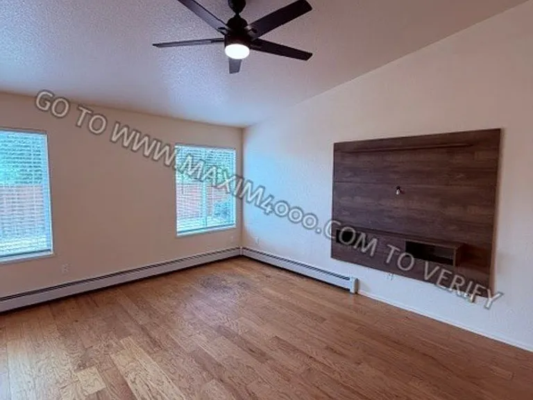 255 Sargent Cir — Photo 4