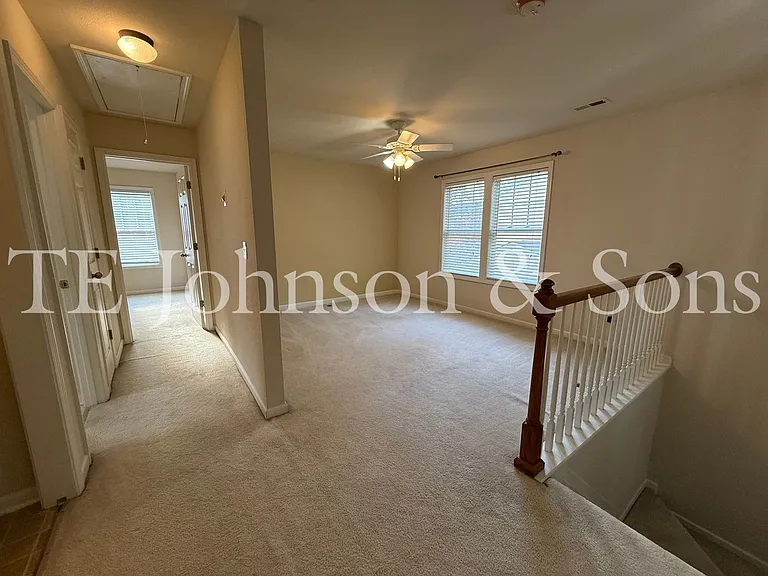 108 Greenway St — Photo 32