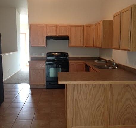 3rd image of 1031 Wasek Dr Unit 1