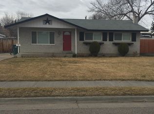 228 Jefferson St, Blackfoot, ID 83221