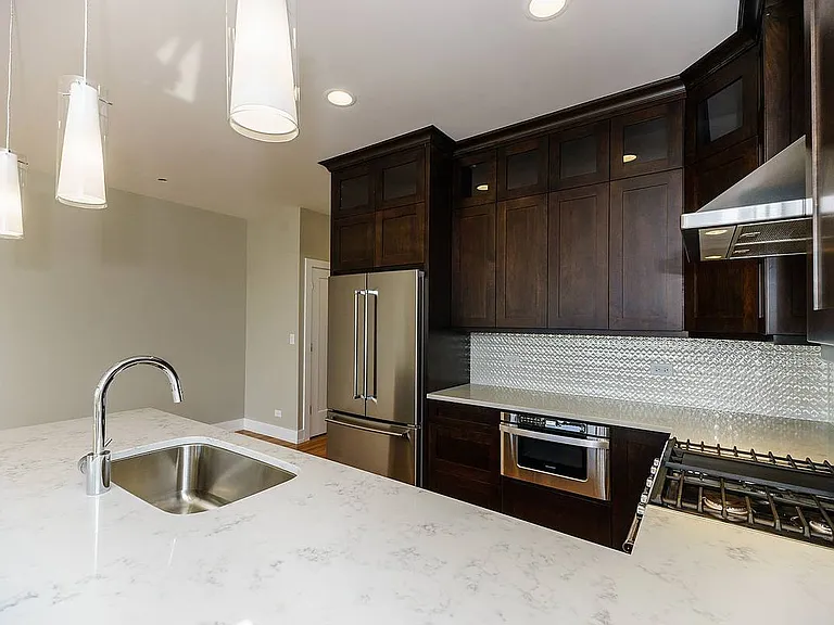 2836 N Kedzie Ave #2F — Photo 16