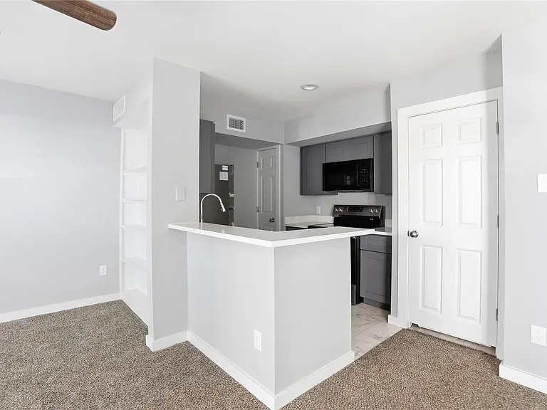 2800 Jeanetta St #1602 — Photo 7