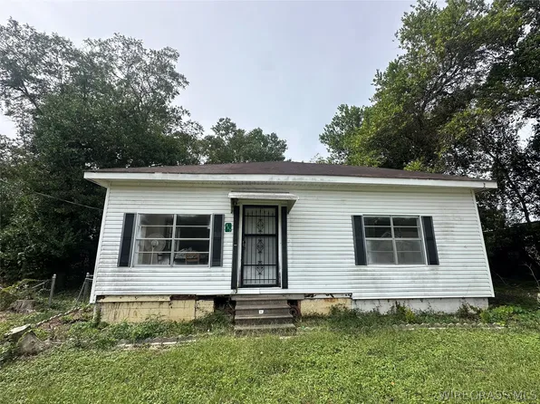312 Church Ave, Ozark, AL 36360