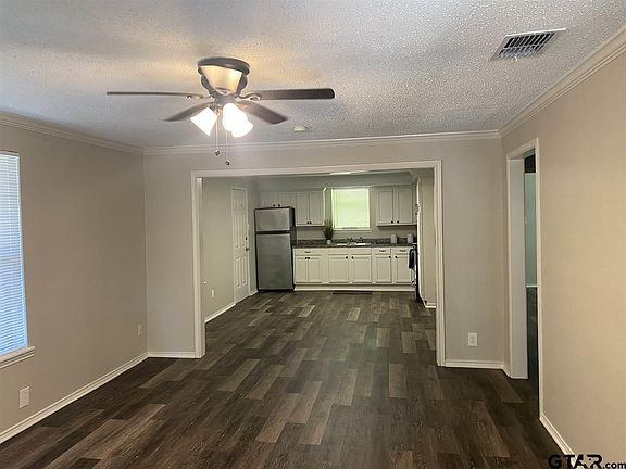 5th image of 2515 N Tenneha Ave