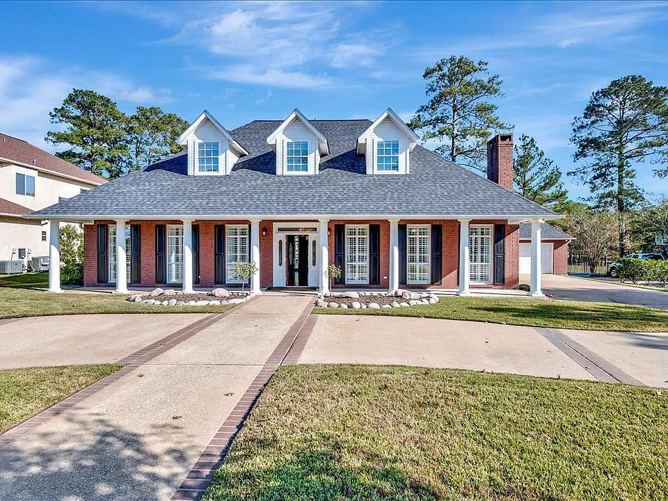 1st image of 802 Pine Valley Dr