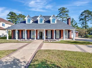 802 Pine Valley Dr, Lufkin, TX 75901