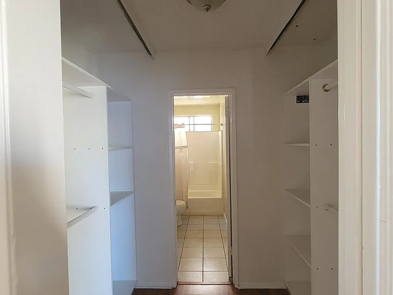 2467 Sawtelle Blvd #5 — Photo 4