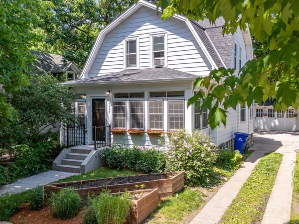 1257 Selby Ave, Saint Paul, MN 55104