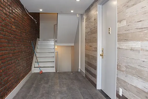 Rented by null | media 26