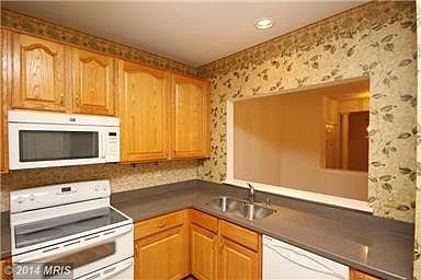 3rd image of 802 Coxswain Way Unit 206