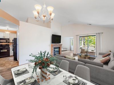 206 Devonwood, Hercules, CA, 94547