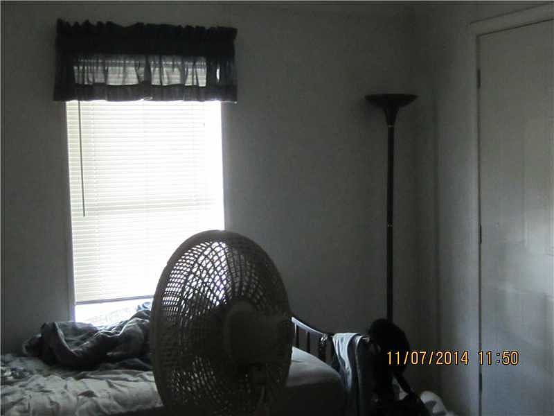 1st image of 811 NW 217th Way
