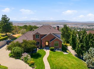 31 N Eaglewood Dr, North Salt Lake, UT 84054