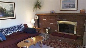 4th image of 40 Huntwood Dr