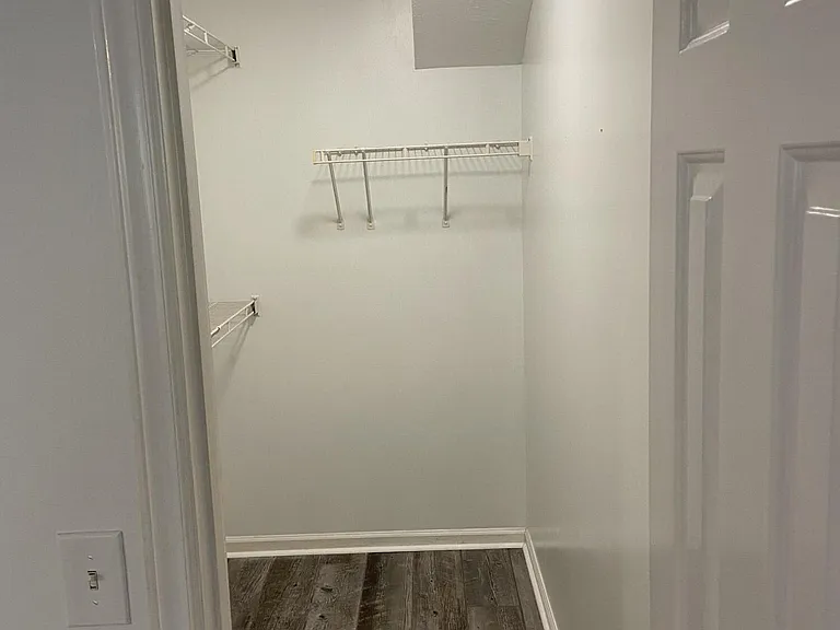 338 Emerald Cove Ct — Photo 17