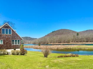 4752 Hancock Hwy, Equinunk, PA 18417