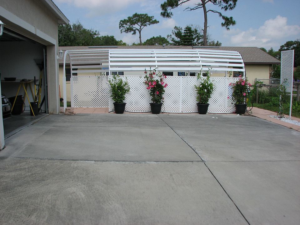 2nd image of 10948 56th Ln