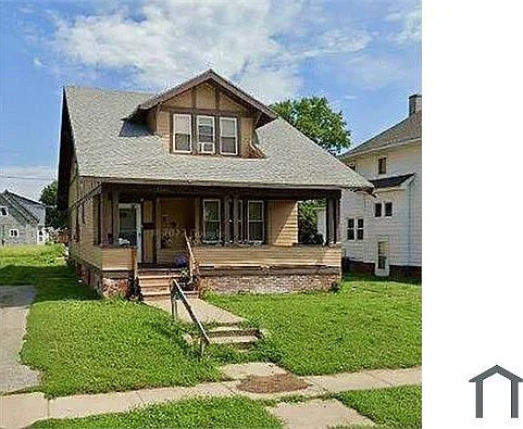 2502 Fowler Ave