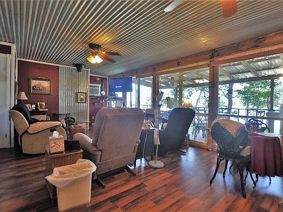 2nd image of 1264 Shoreline Cir