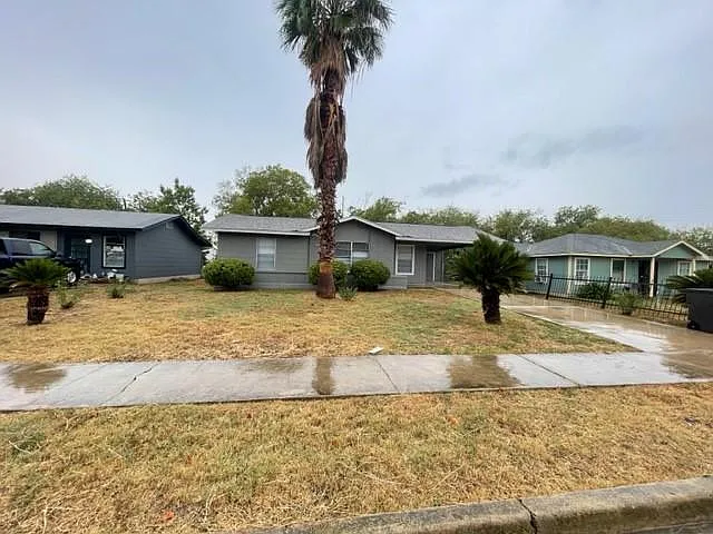 5106 Carelin Dr — Photo 4