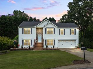 4415 Fieldcrest Ct, Cumming, GA 30028