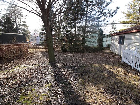 5th image of 12035 Farley Ave