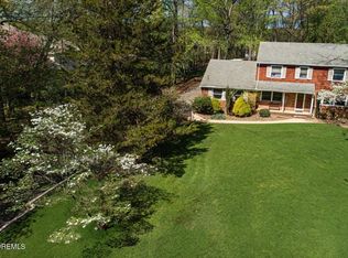 38 Crine Rd, Morganville, NJ 07751