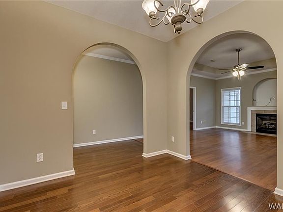 5th image of 9930 Moonlight Dr #240