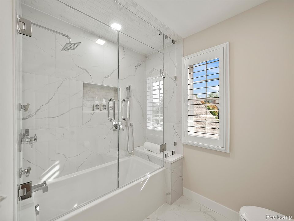 203 Port Side Dr, photo 13