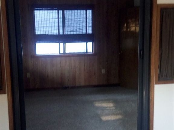 4th image of 4021 Yakima Ave