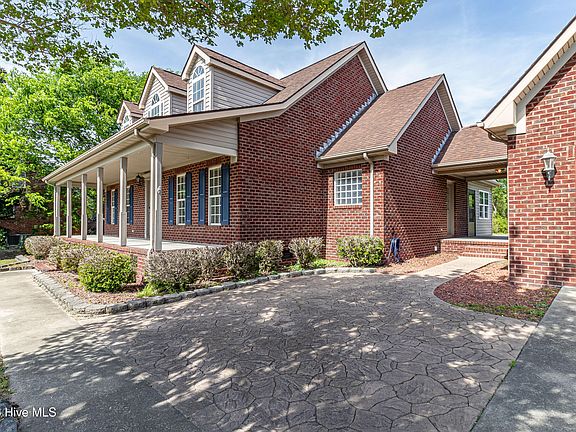 3rd image of 221 Millbrook Village Drive