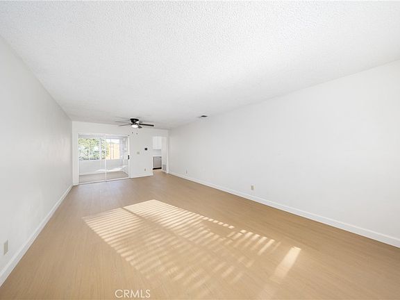 4th image of 222 Dawn Way