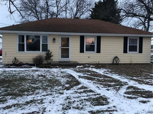 5929 Corduroy Rd, Oregon, OH 43616