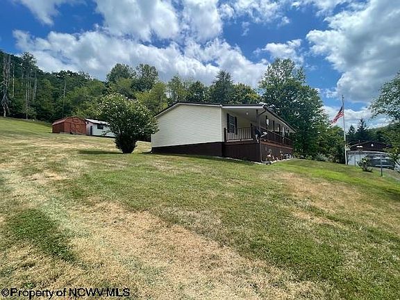3rd image of 4391 Webster Pike