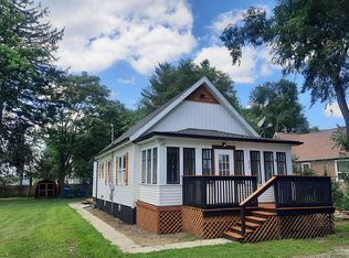 834 Begonia St SE, Demotte, IN 46310