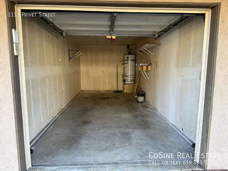 1113 Privet St — Photo 20
