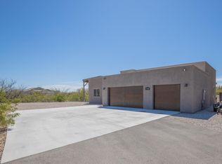 13830 E Dawn Dr, Vail, AZ 85641