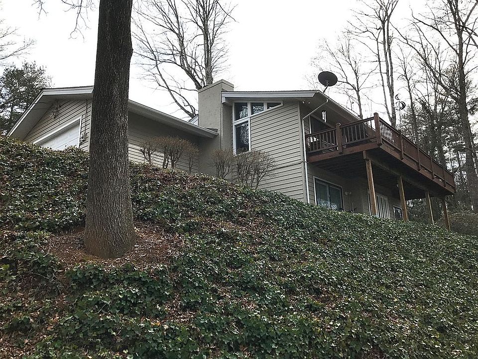 2nd image of 89 Forest Ridge Ave
