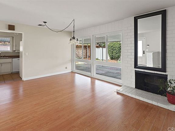 4th image of 22551 Covello St