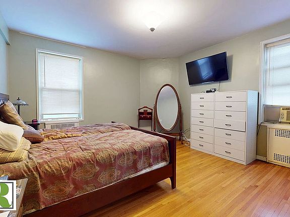 4th image of 902 Ocean Pkwy APT 3F