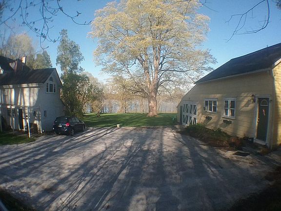 4th image of 1395 Route 22
