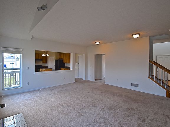 5th image of 766 Towler Dr