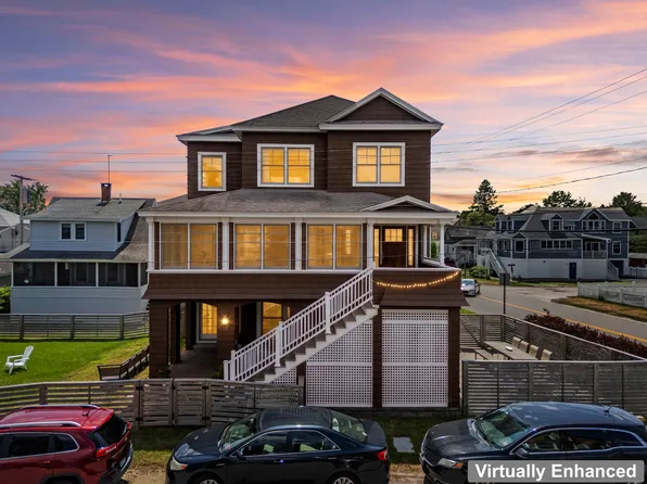 17 Ancona Avenue, Old Orchard Beach, ME 04064